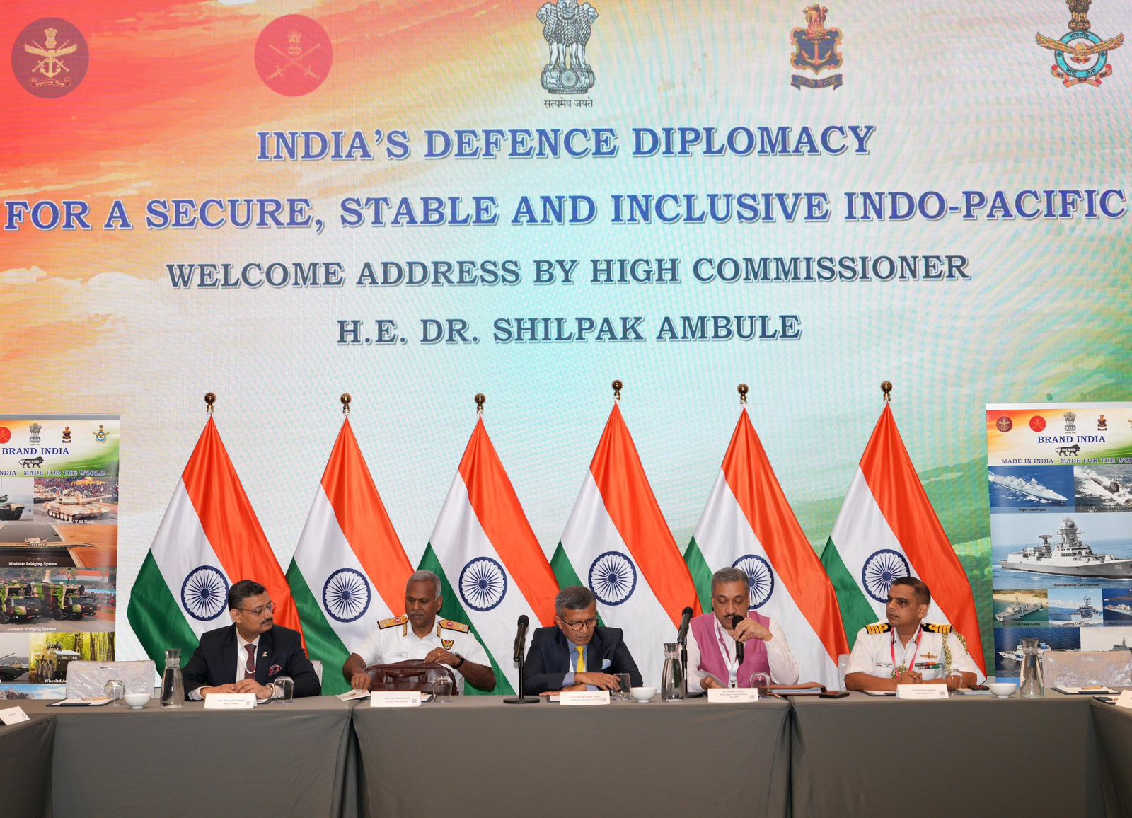 Shangri-La Dialogue India 2026: Defence Secretary Singh Holds Talks With USINDOPACOM Chief and NATO Military Committee Chair